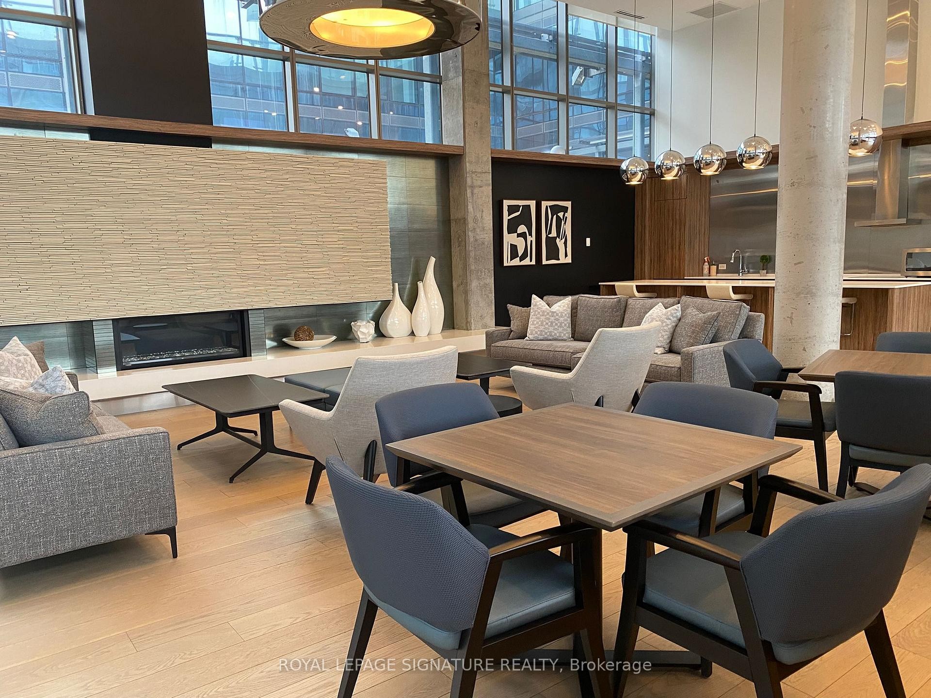 









390


Cherry

Street, 3305,
Toronto,




ON
M5A 0E2

