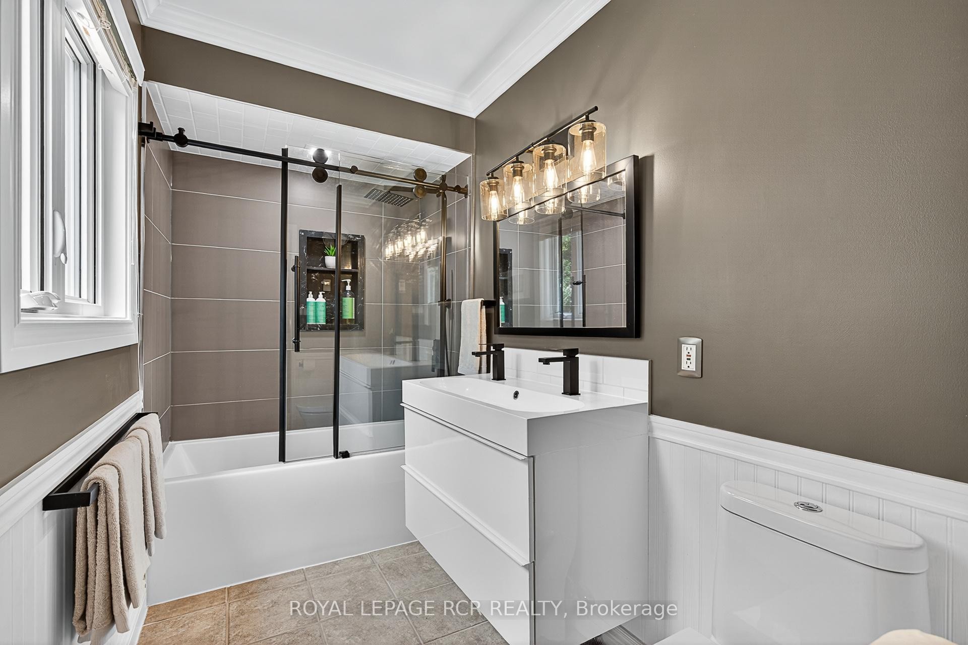 









7140


Concession 3

Road,
Uxbridge,




ON
L9P 1R1

