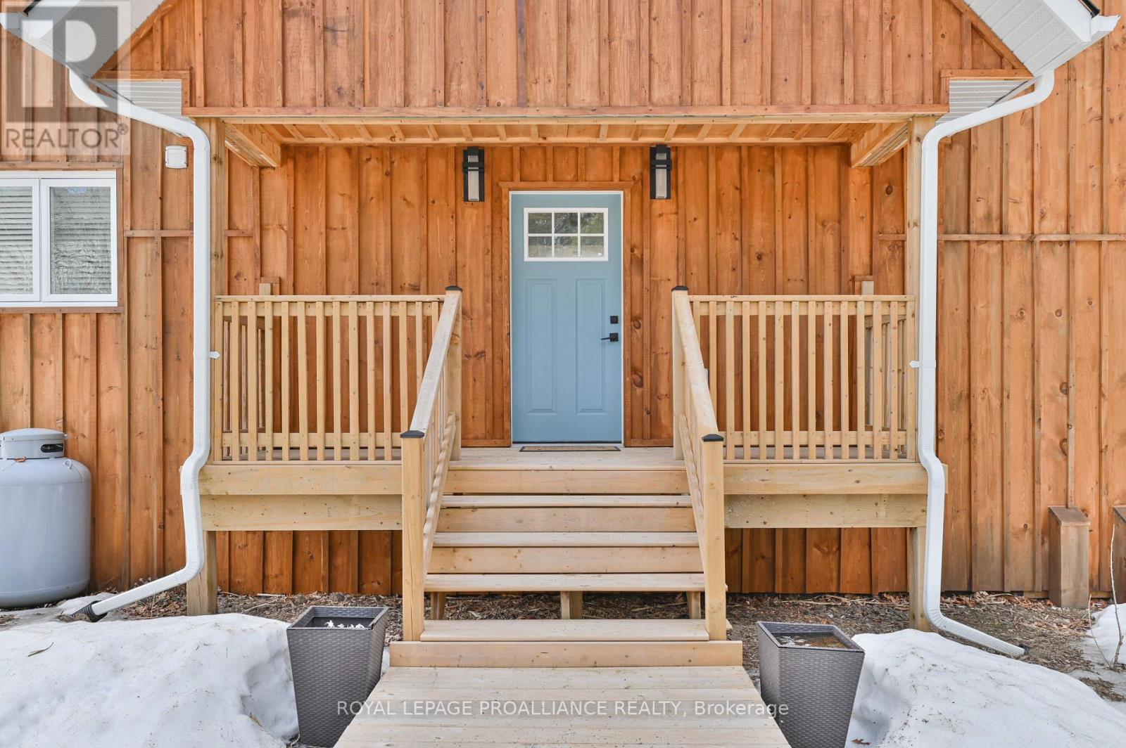 












206 FIDDICK ROAD

,
Cramahe,




Ontario
K0K1H0

