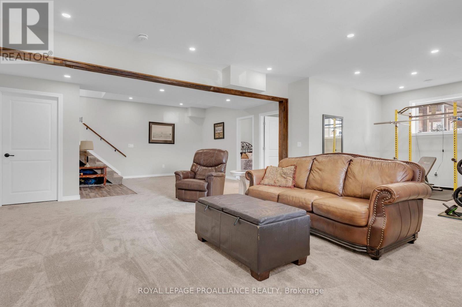 












206 FIDDICK ROAD

,
Cramahe,




Ontario
K0K1H0

