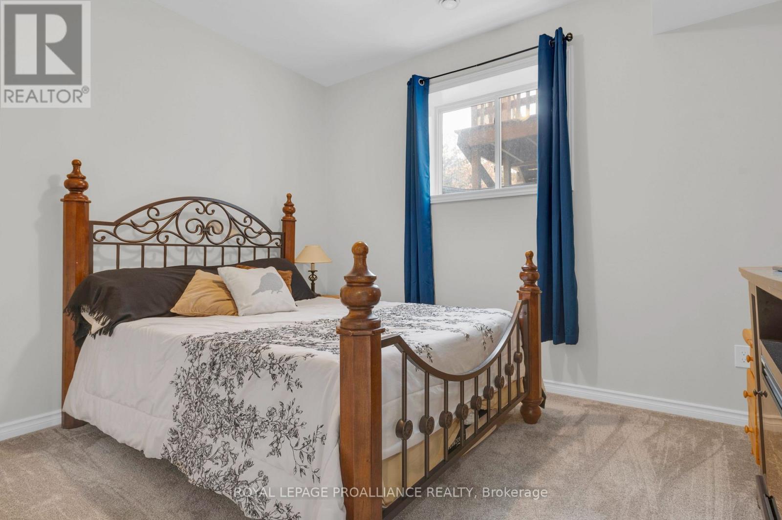 












206 FIDDICK ROAD

,
Cramahe,




Ontario
K0K1H0

