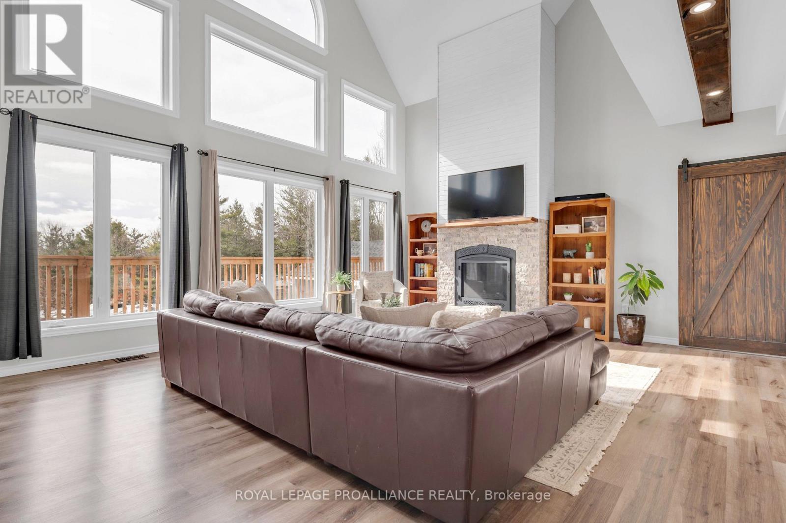 












206 FIDDICK ROAD

,
Cramahe,




Ontario
K0K1H0

