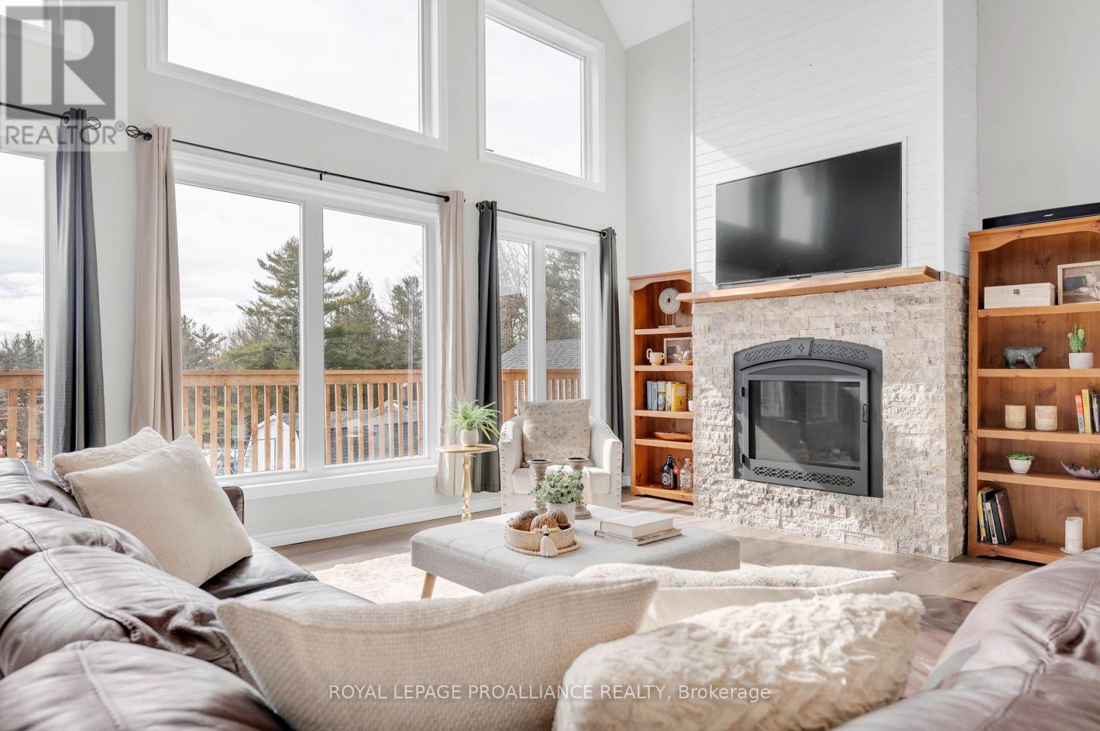 












206 FIDDICK ROAD

,
Cramahe,




Ontario
K0K1H0

