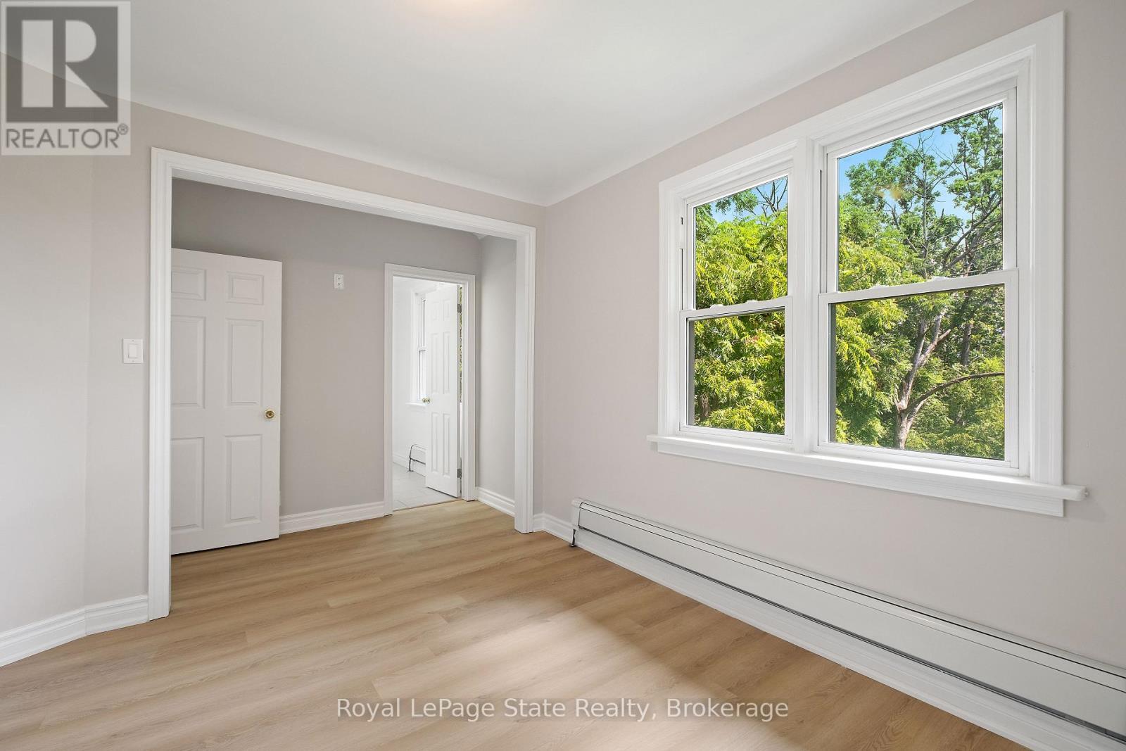 












69 HILLVIEW ROAD

,
St. Catharines (Western Hill),




Ontario
L2S1S8

