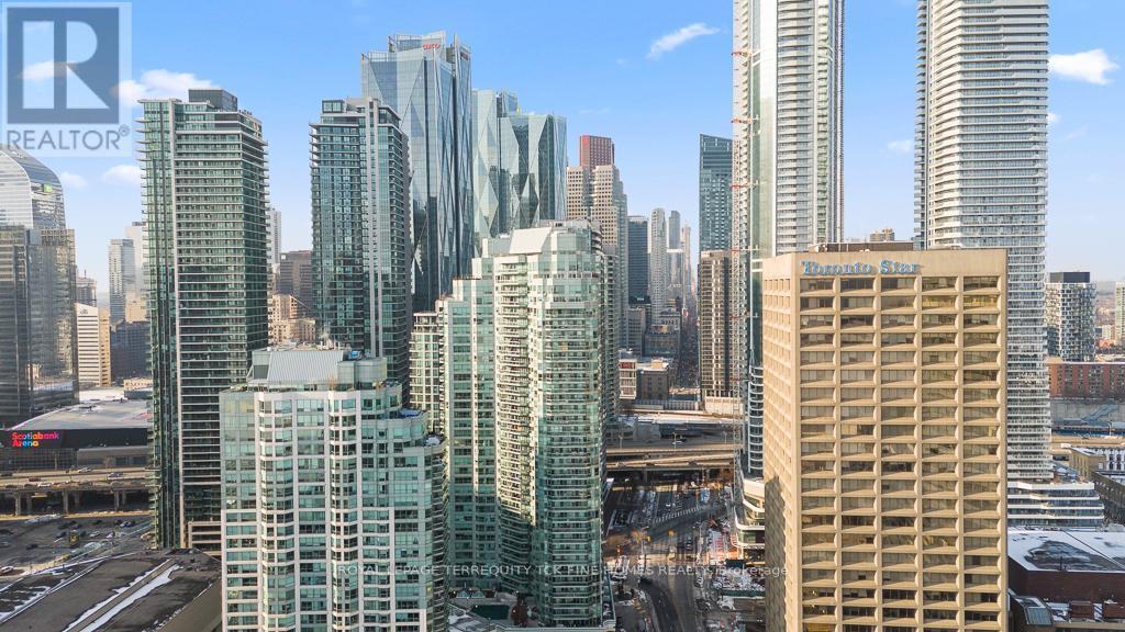 












2604 - 10 YONGE STREET

,
Toronto,




Ontario
M5E1R4

