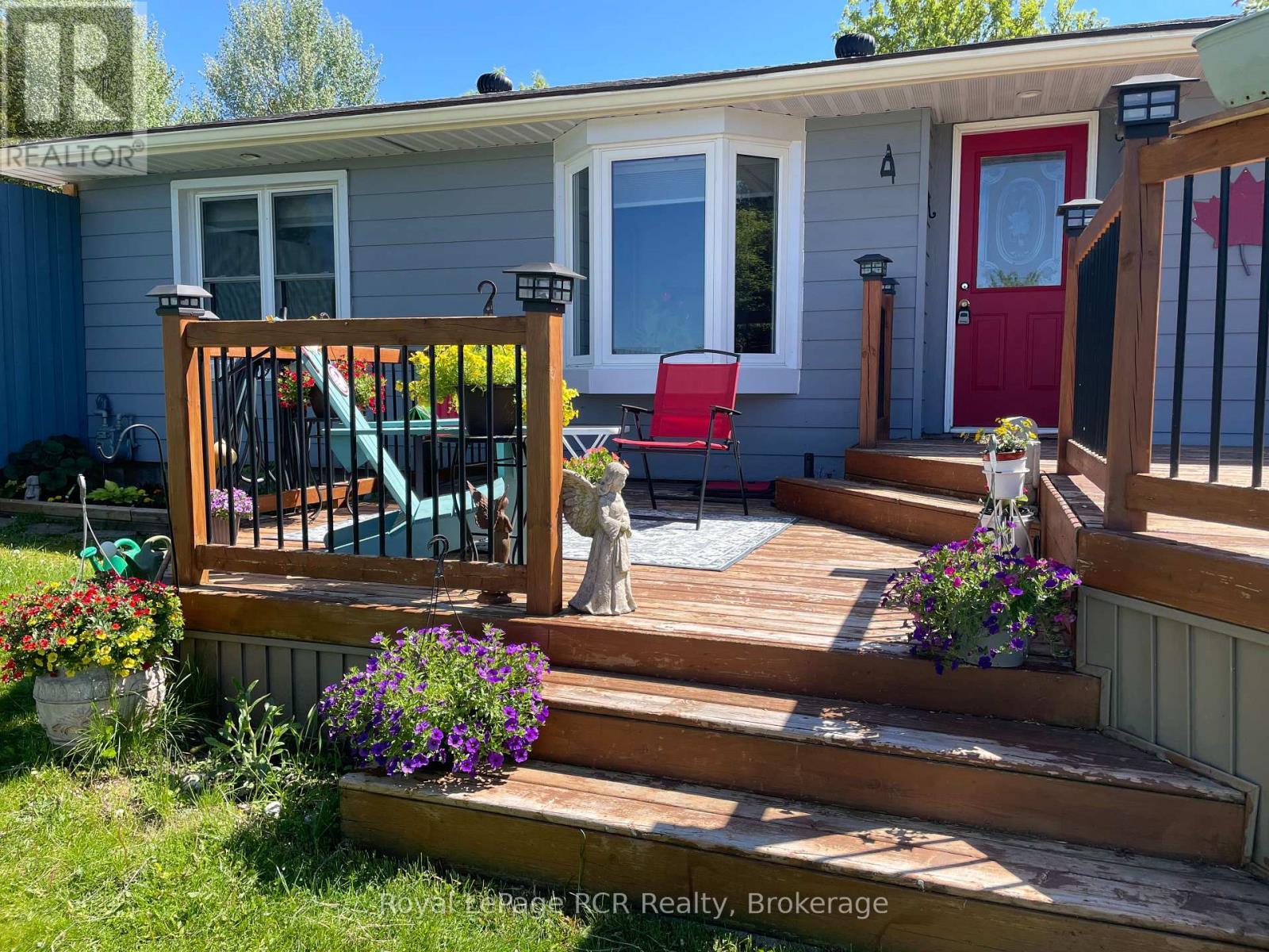 












313338 6 HIGHWAY

,
West Grey,




Ontario
N0G1R0

