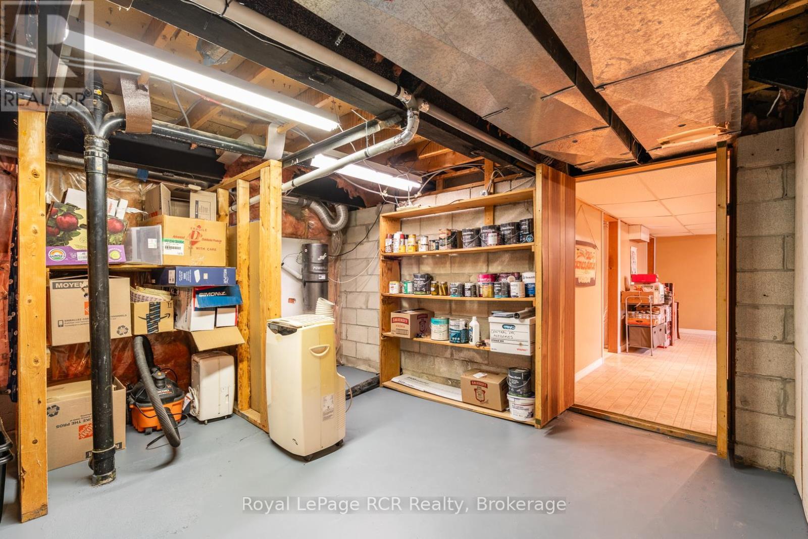 












313338 6 HIGHWAY

,
West Grey,




Ontario
N0G1R0

