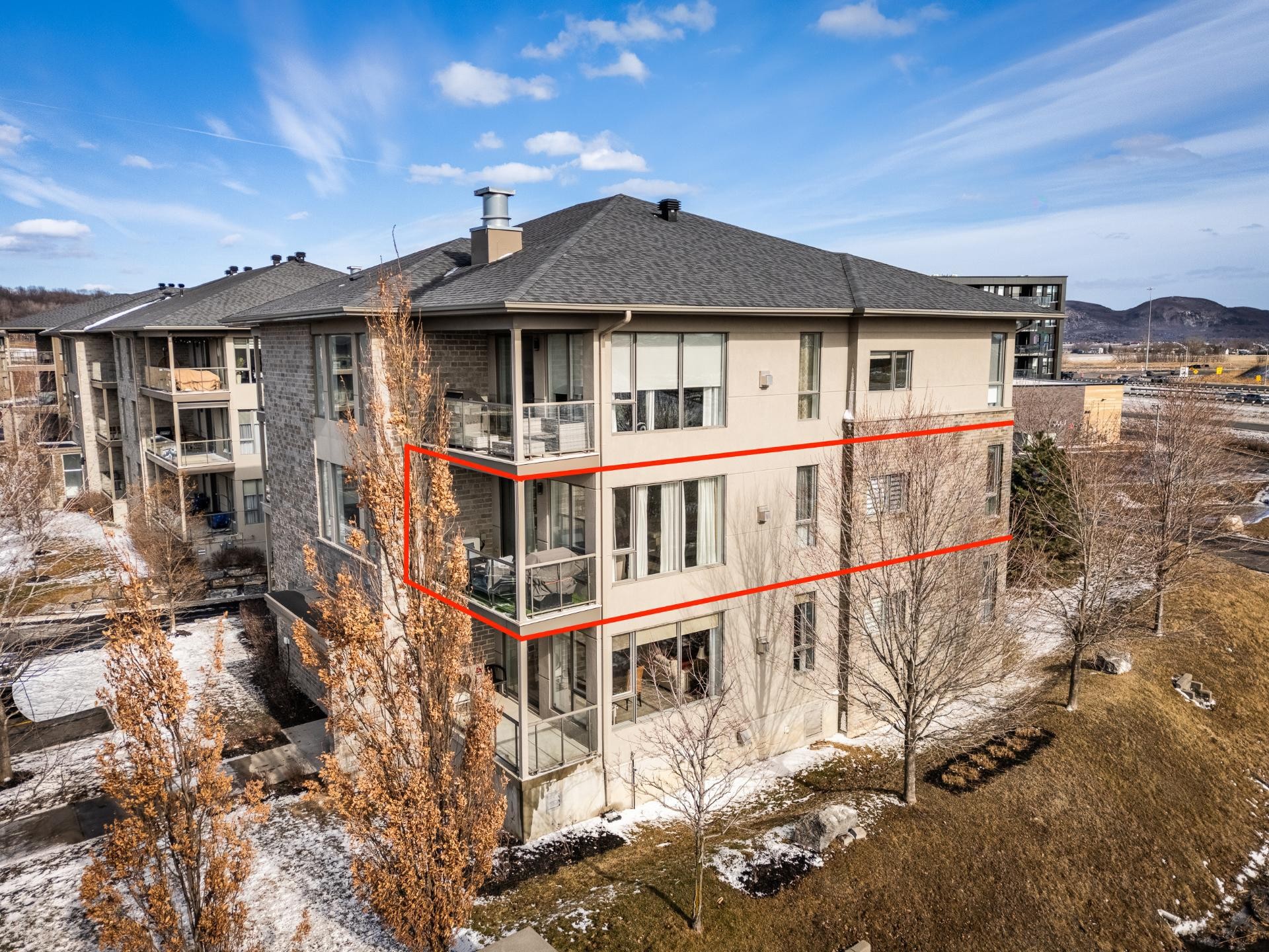 









5055


Ch. du Crépuscule

, 202,
Saint-Mathieu-de-Beloeil,




QC
J3G0N3

