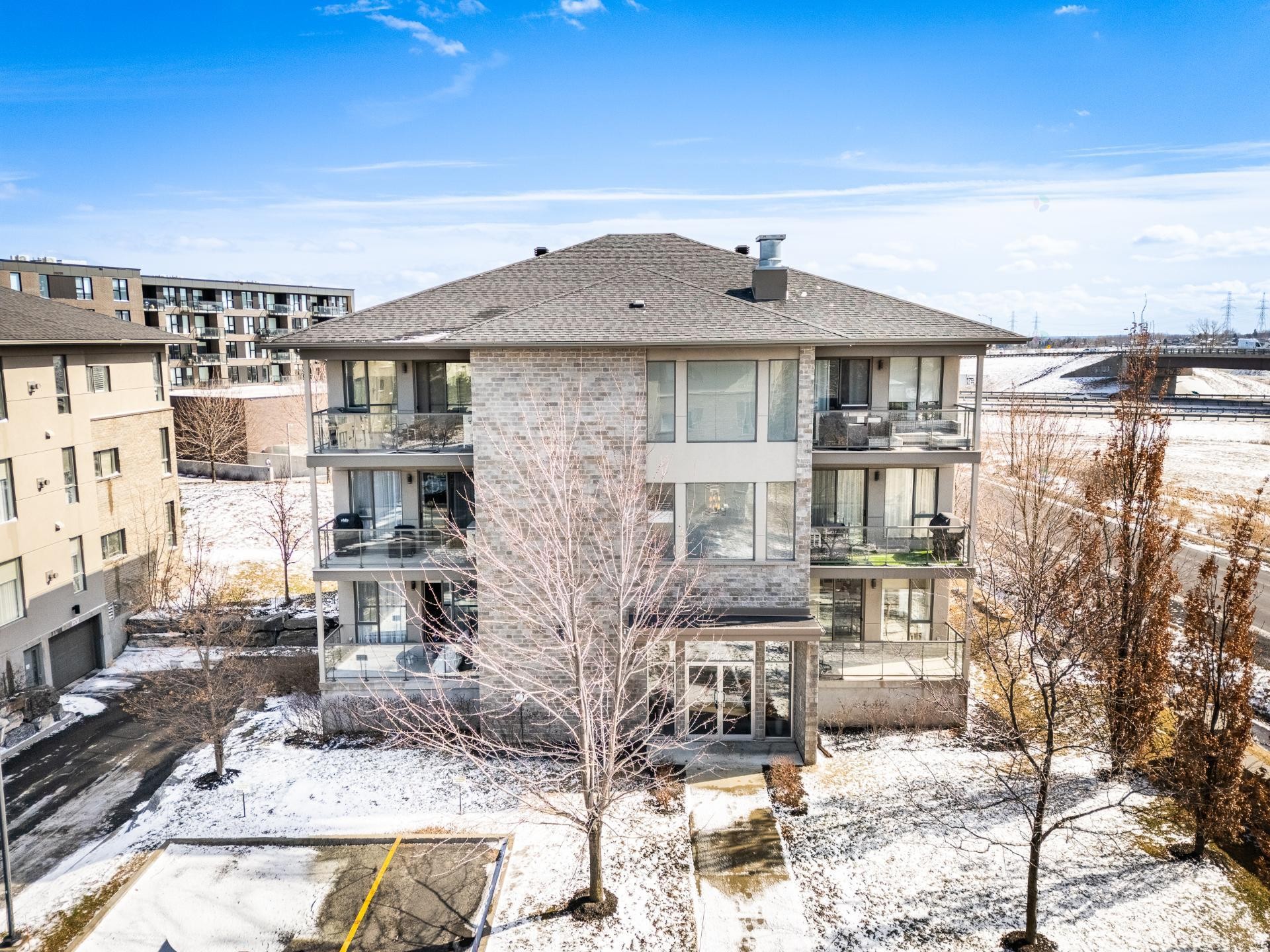 









5055


Ch. du Crépuscule

, 202,
Saint-Mathieu-de-Beloeil,




QC
J3G0N3

