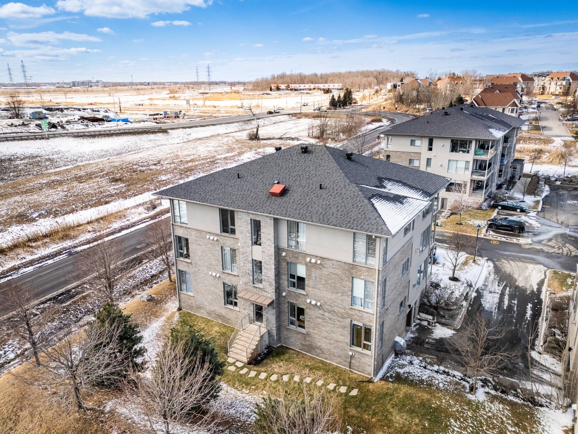 









5055


Ch. du Crépuscule

, 202,
Saint-Mathieu-de-Beloeil,




QC
J3G0N3

