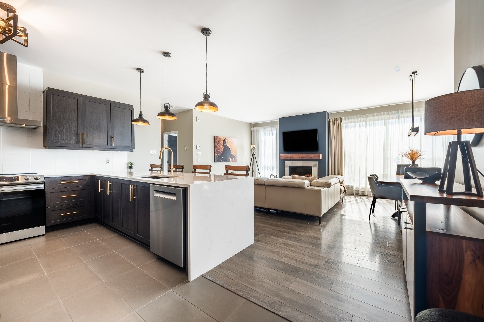 









5055


Ch. du Crépuscule

, 202,
Saint-Mathieu-de-Beloeil,




QC
J3G0N3

