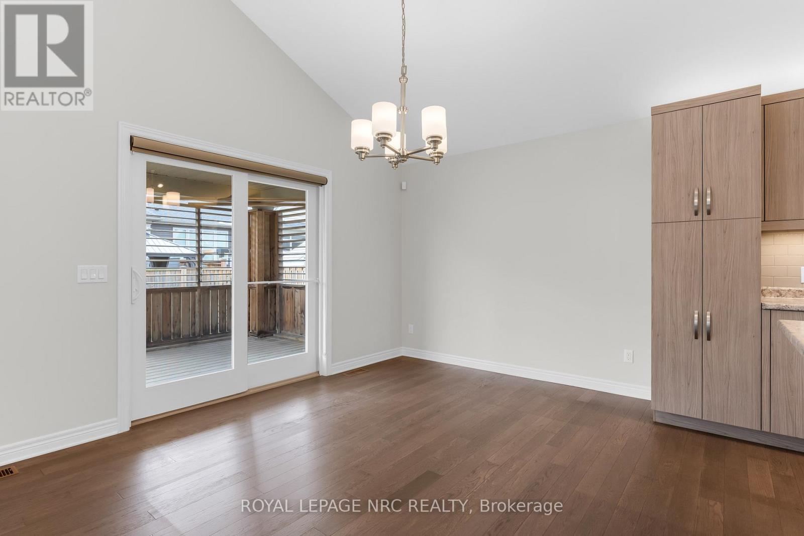 












25 MCFARLAND STREET

,
Thorold (Hurricane/Merrittville),




Ontario
L2V0E2

