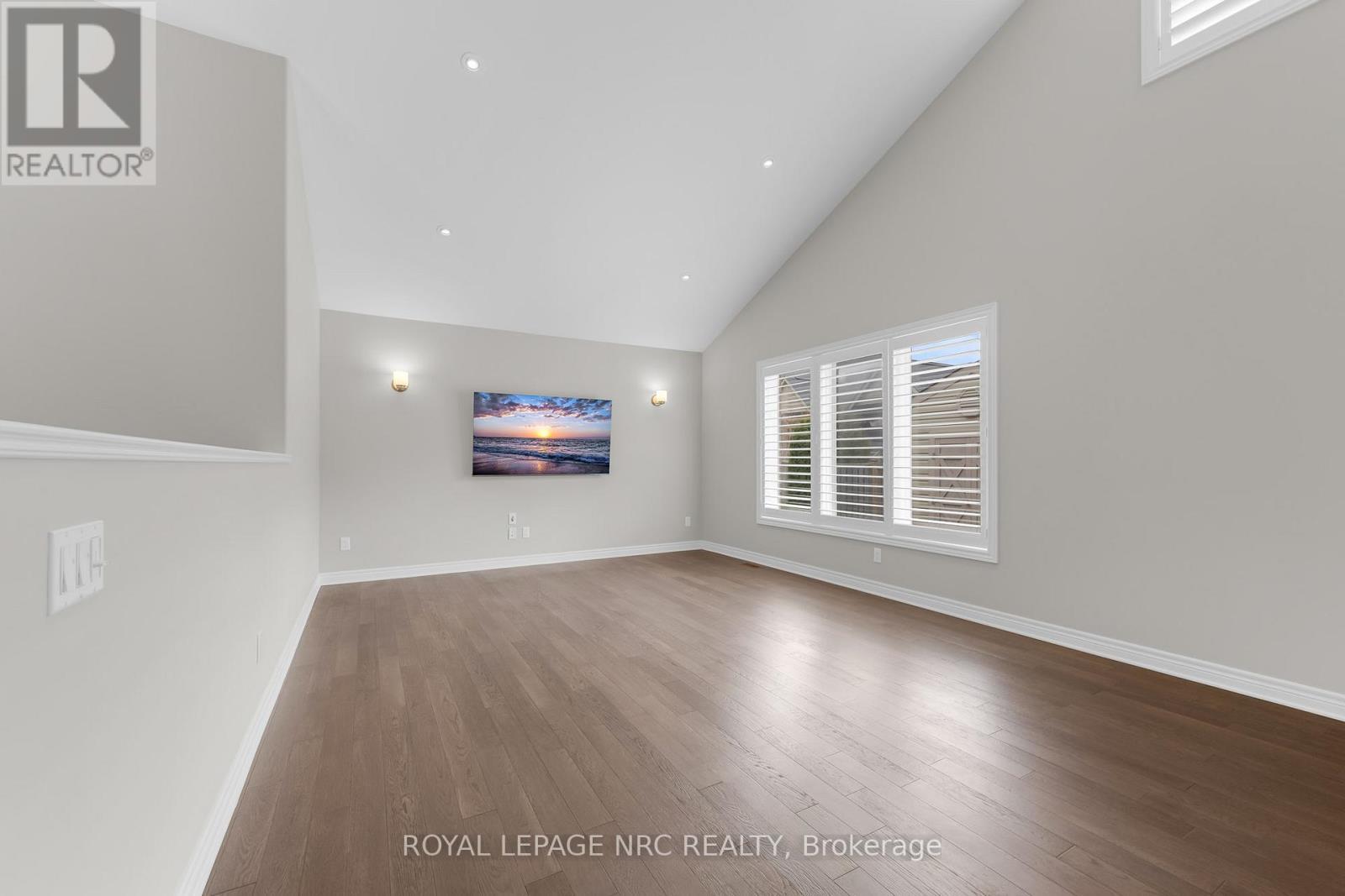 












25 MCFARLAND STREET

,
Thorold (Hurricane/Merrittville),




Ontario
L2V0E2

