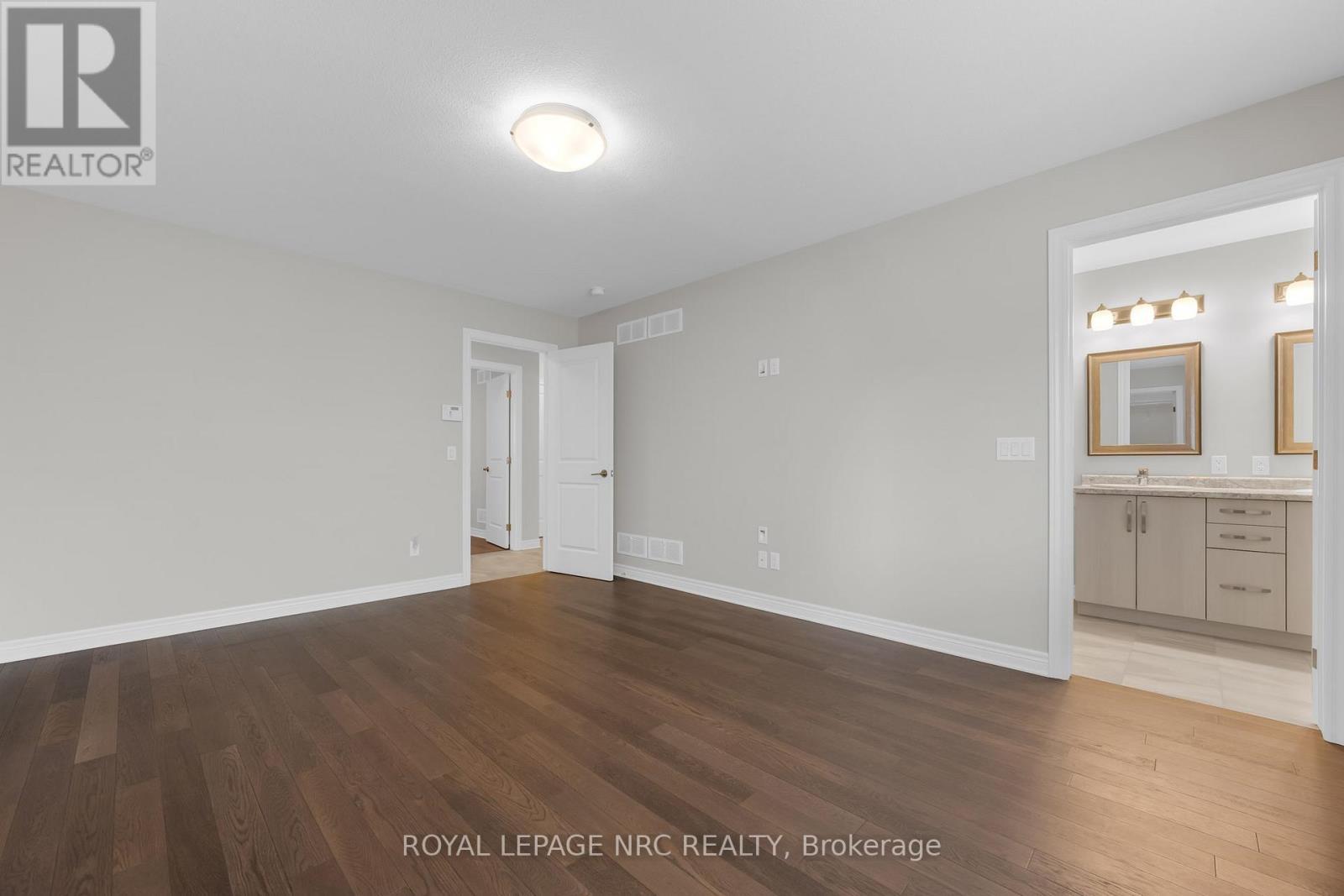 












25 MCFARLAND STREET

,
Thorold (Hurricane/Merrittville),




Ontario
L2V0E2

