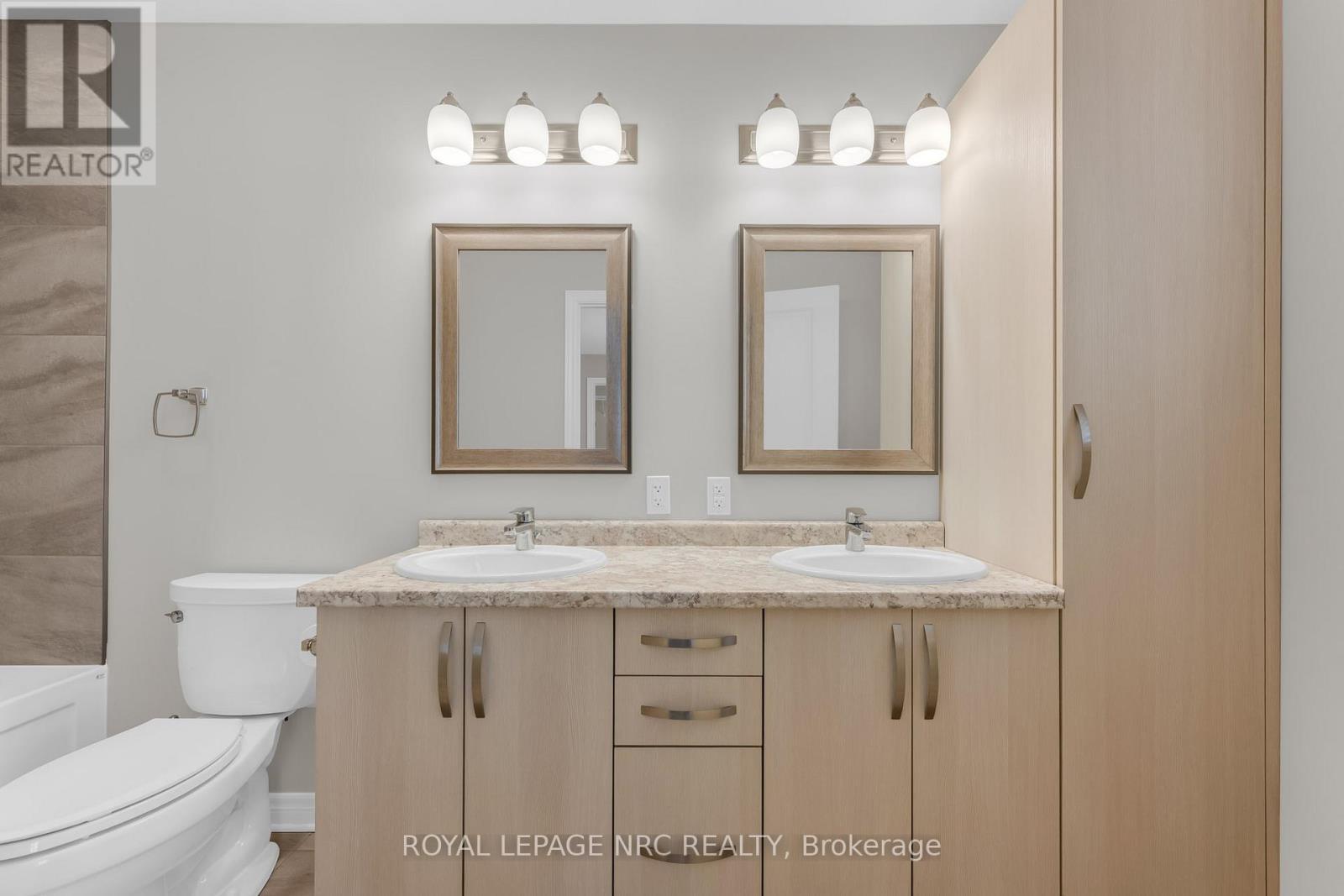 












25 MCFARLAND STREET

,
Thorold (Hurricane/Merrittville),




Ontario
L2V0E2

