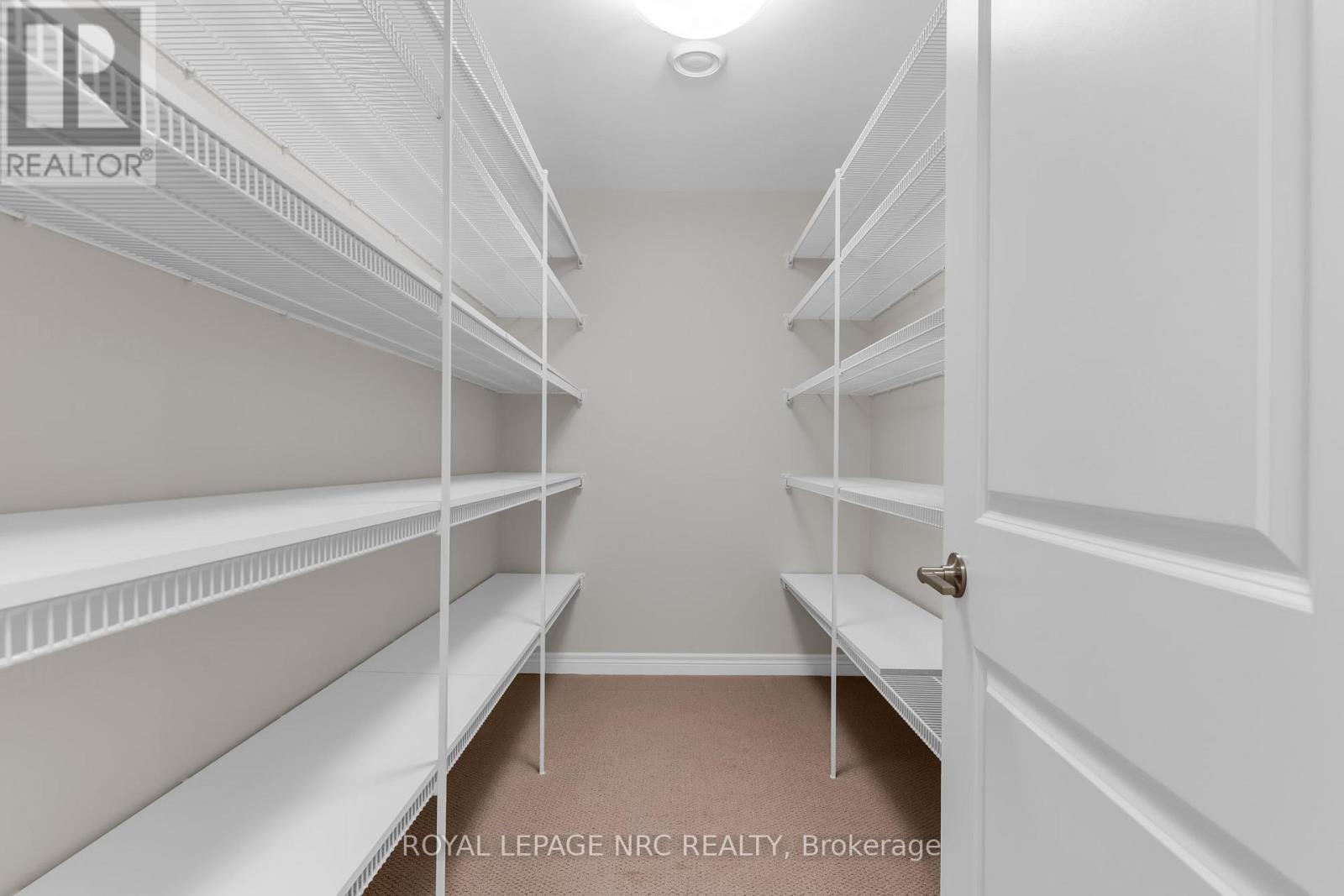 












25 MCFARLAND STREET

,
Thorold (Hurricane/Merrittville),




Ontario
L2V0E2

