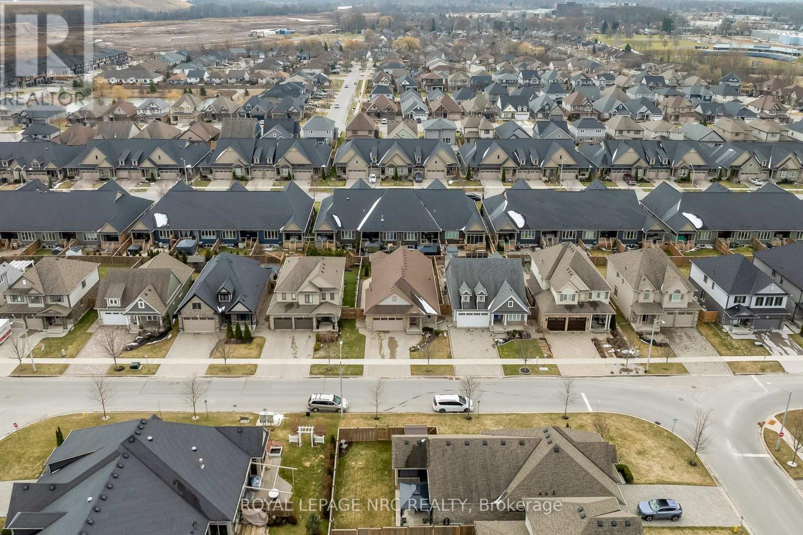 












25 MCFARLAND STREET

,
Thorold (Hurricane/Merrittville),




Ontario
L2V0E2

