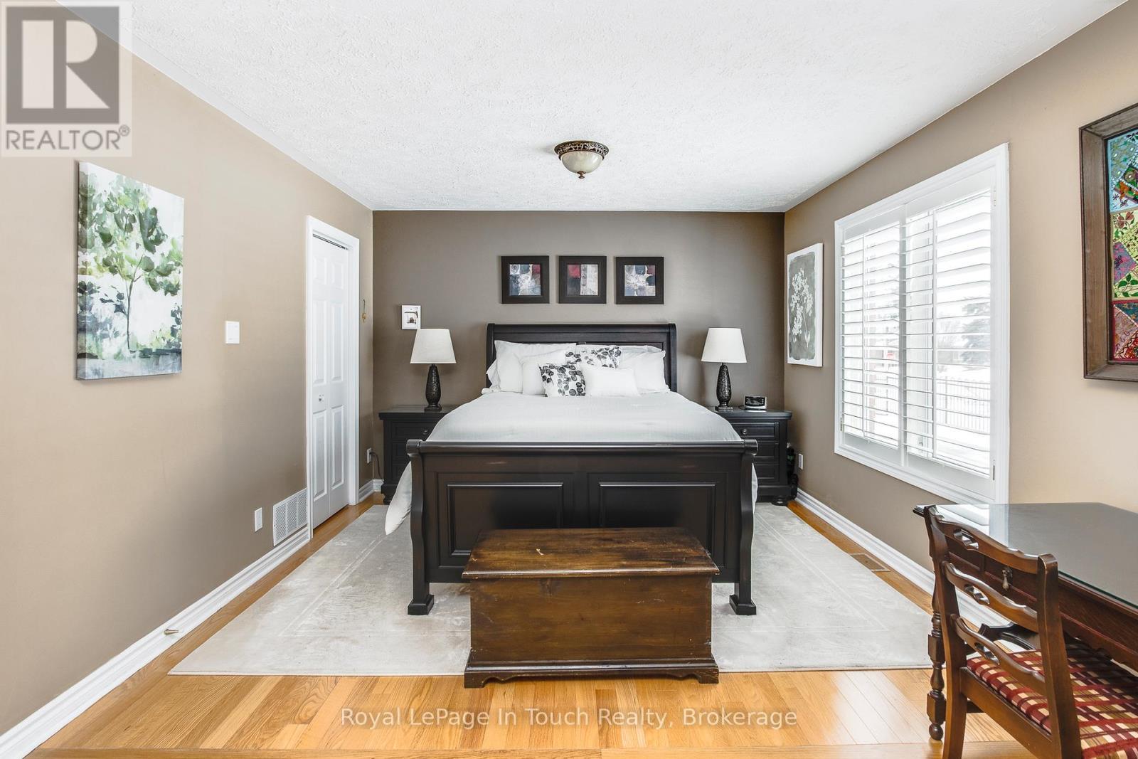 












2 - 90 BURKE STREET

,
Penetanguishene,




Ontario
L9M2H2

