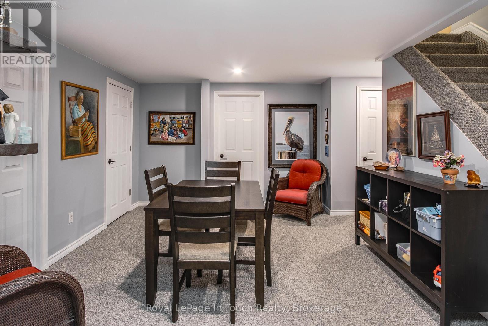 












2 - 90 BURKE STREET

,
Penetanguishene,




Ontario
L9M2H2

