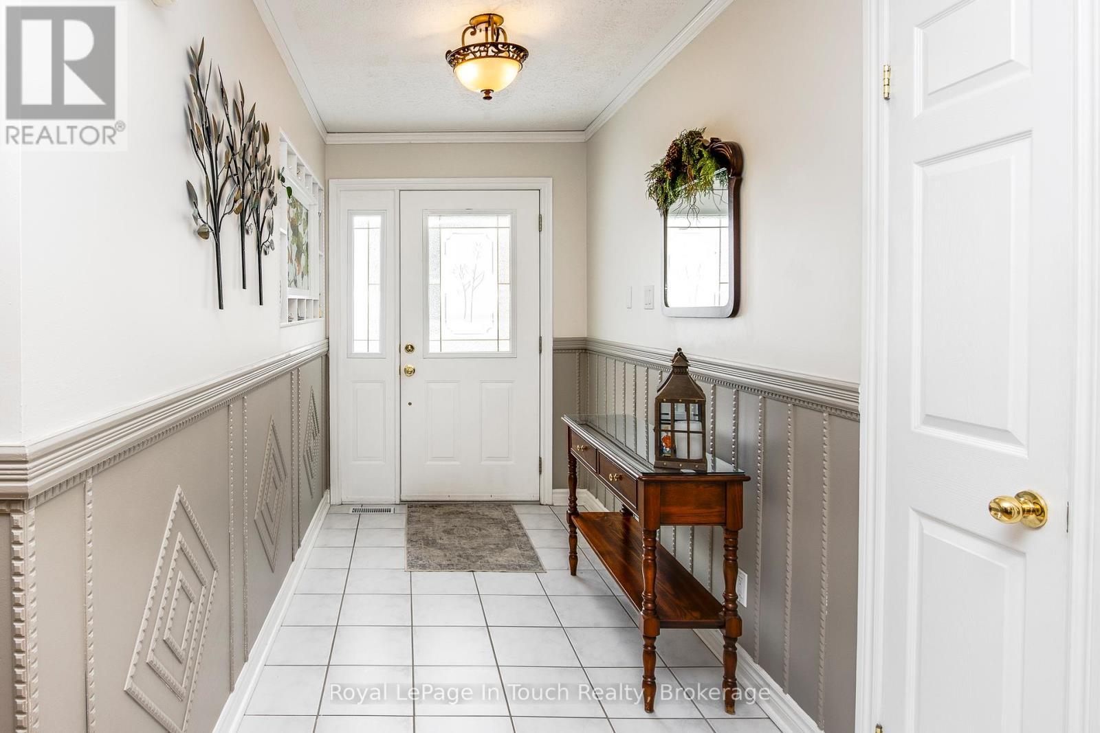 












2 - 90 BURKE STREET

,
Penetanguishene,




Ontario
L9M2H2

