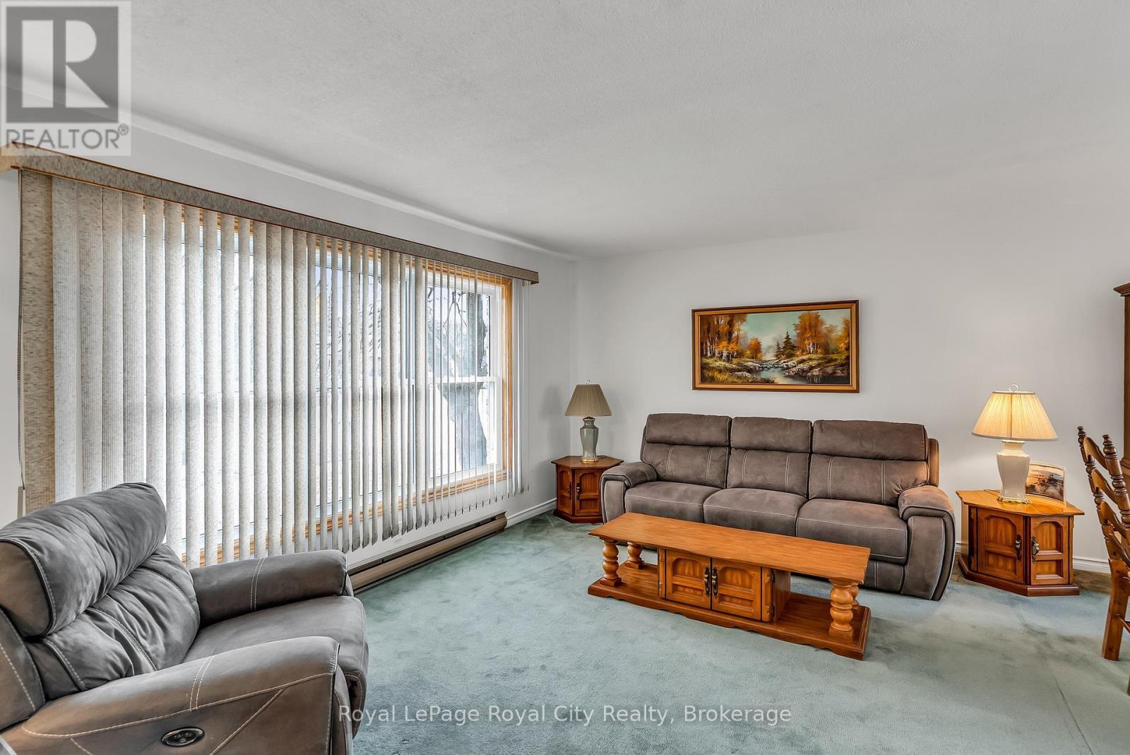 












113 FIFE ROAD

,
Guelph (Willow West/Sugarbush/West Acres),




Ontario
N1H6X9

