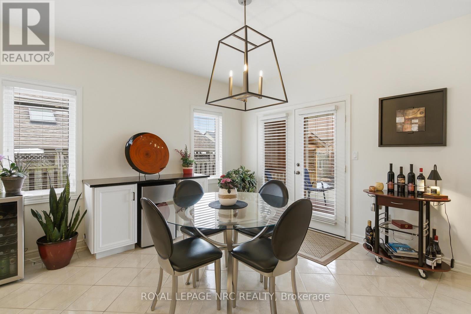 












165 COLBECK DRIVE

,
Welland (Coyle Creek),




Ontario
L3C7M1

