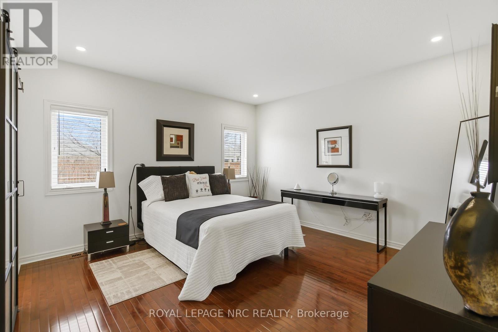 












165 COLBECK DRIVE

,
Welland (Coyle Creek),




Ontario
L3C7M1

