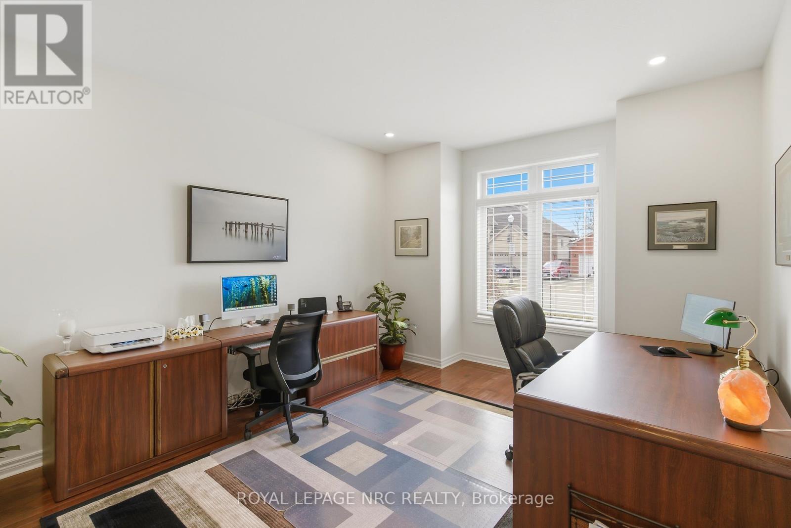 












165 COLBECK DRIVE

,
Welland (Coyle Creek),




Ontario
L3C7M1

