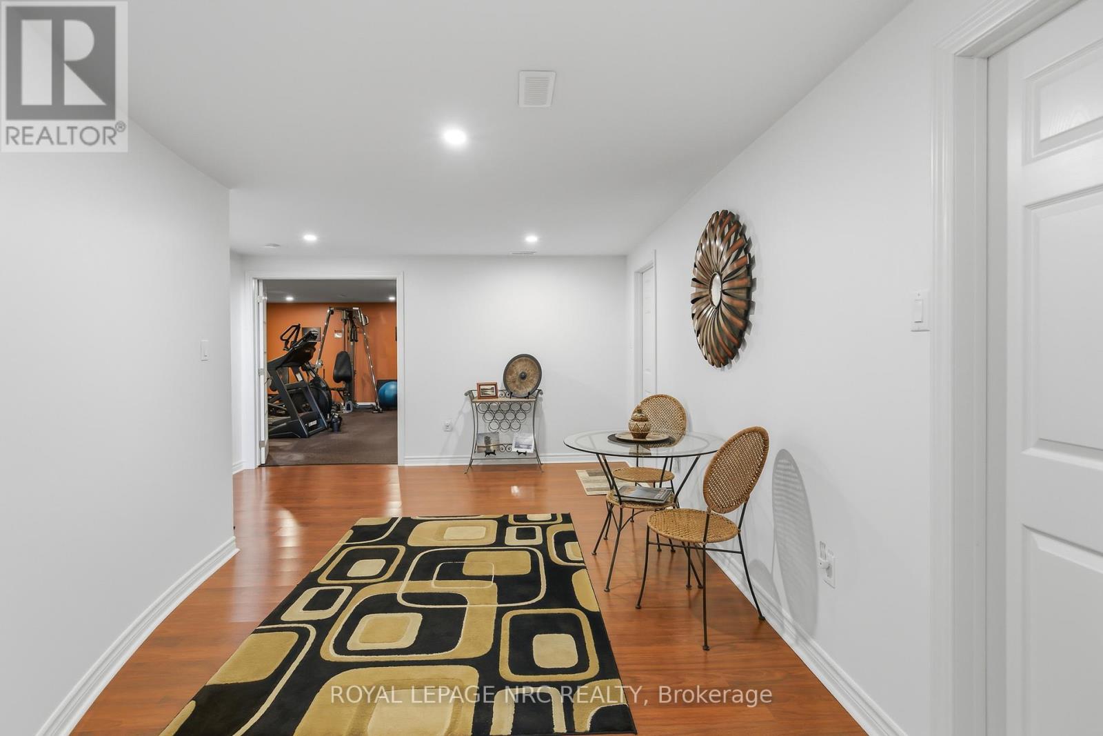 












165 COLBECK DRIVE

,
Welland (Coyle Creek),




Ontario
L3C7M1

