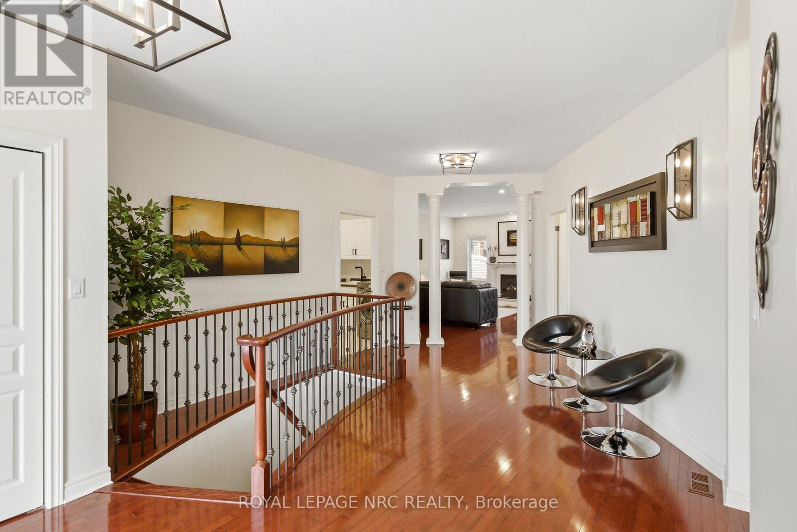 












165 COLBECK DRIVE

,
Welland (Coyle Creek),




Ontario
L3C7M1

