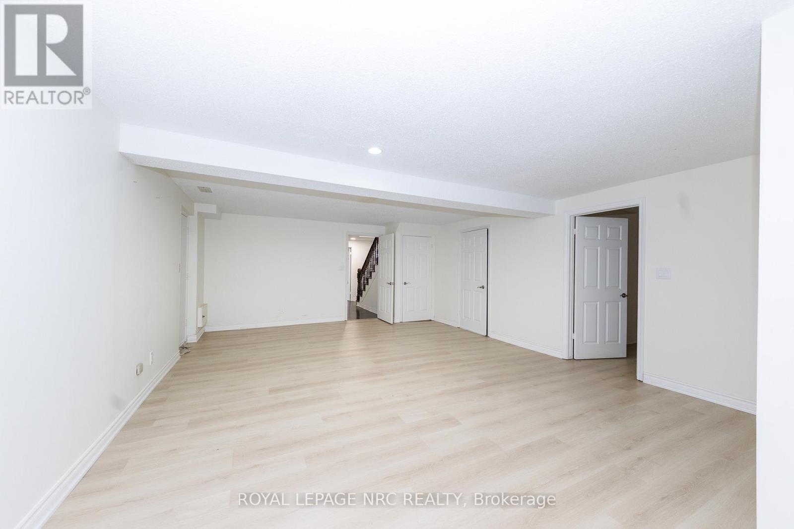 












61 TREMONT DRIVE

,
St. Catharines (Glendale/Glenridge),




Ontario
L2T3Y9

