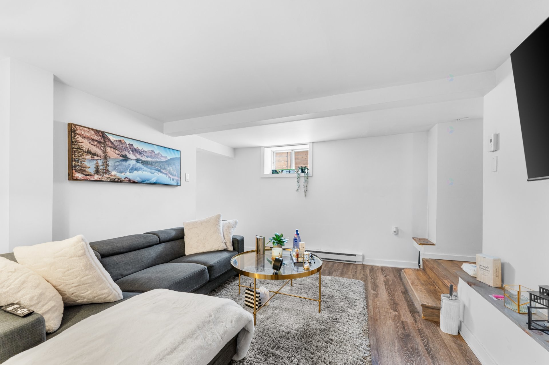 









20


Rue Létourneau

,
Laval (Sainte-Rose),




QC
H7L2E1

