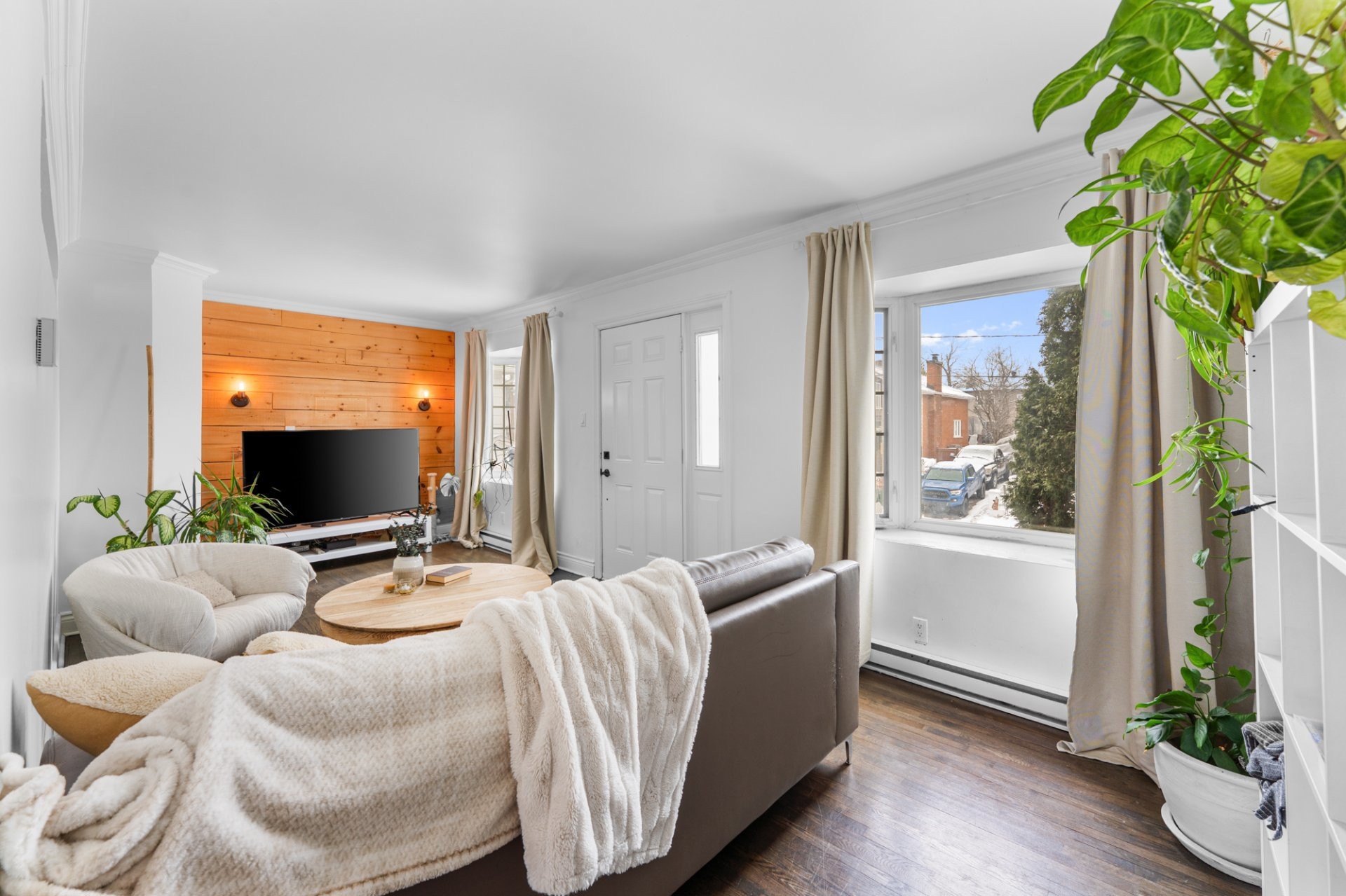 









20


Rue Létourneau

,
Laval (Sainte-Rose),




QC
H7L2E1

