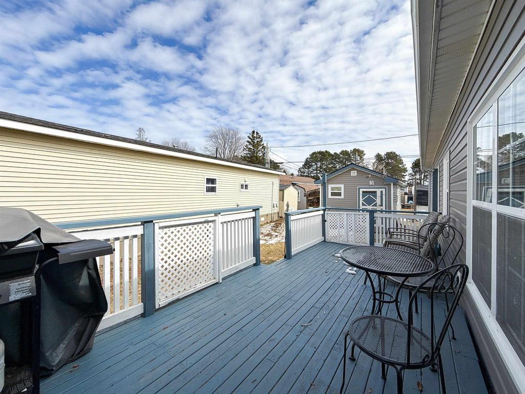 












27 Linkletter Estates

,
Summerside,




PE
C1N 4B2

