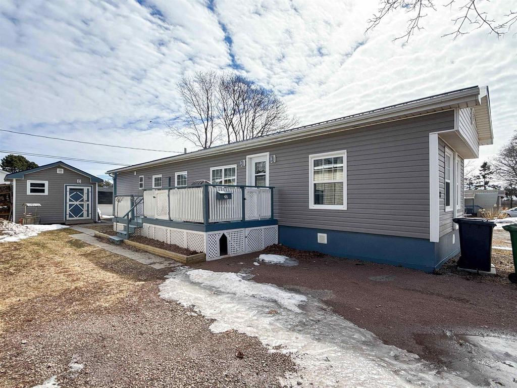 












27 Linkletter Estates

,
Summerside,




PE
C1N 4B2

