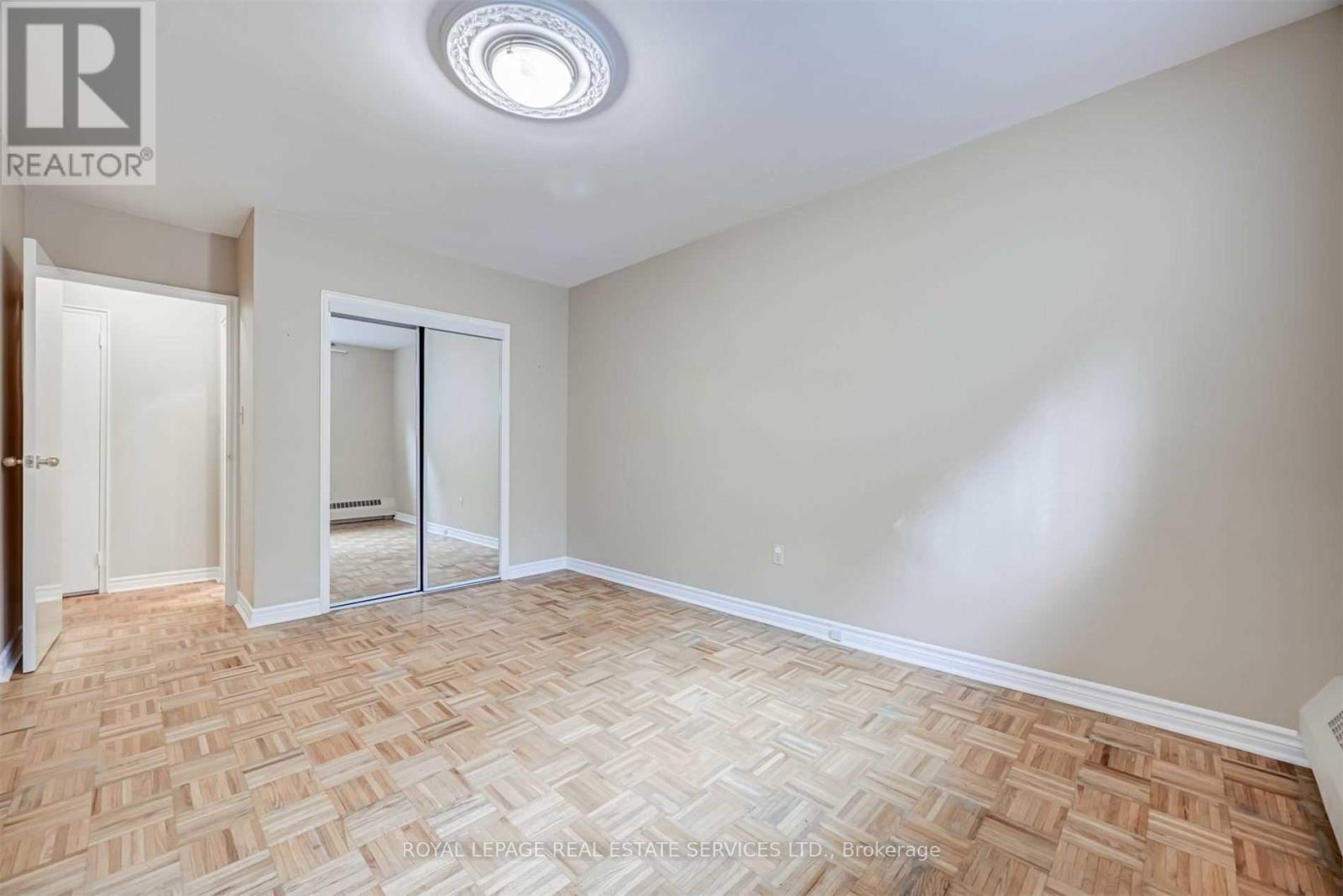 












106 - 100 COE HILL DRIVE

,
Toronto,




Ontario
M6S3E1

