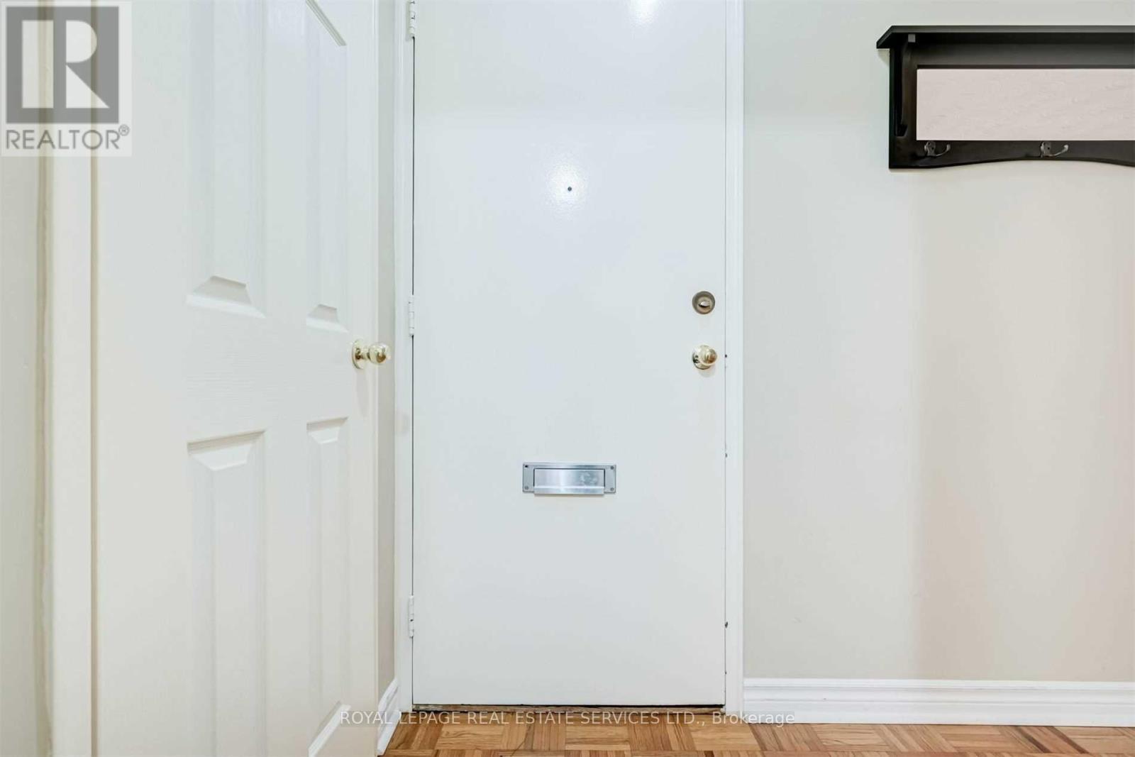 












106 - 100 COE HILL DRIVE

,
Toronto,




Ontario
M6S3E1

