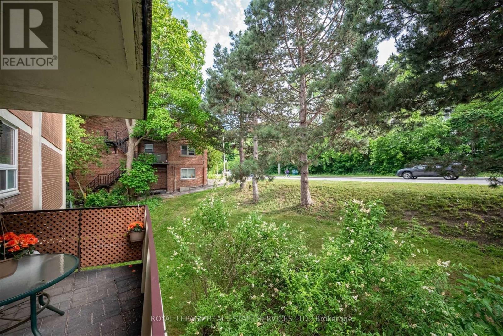 












106 - 100 COE HILL DRIVE

,
Toronto,




Ontario
M6S3E1

