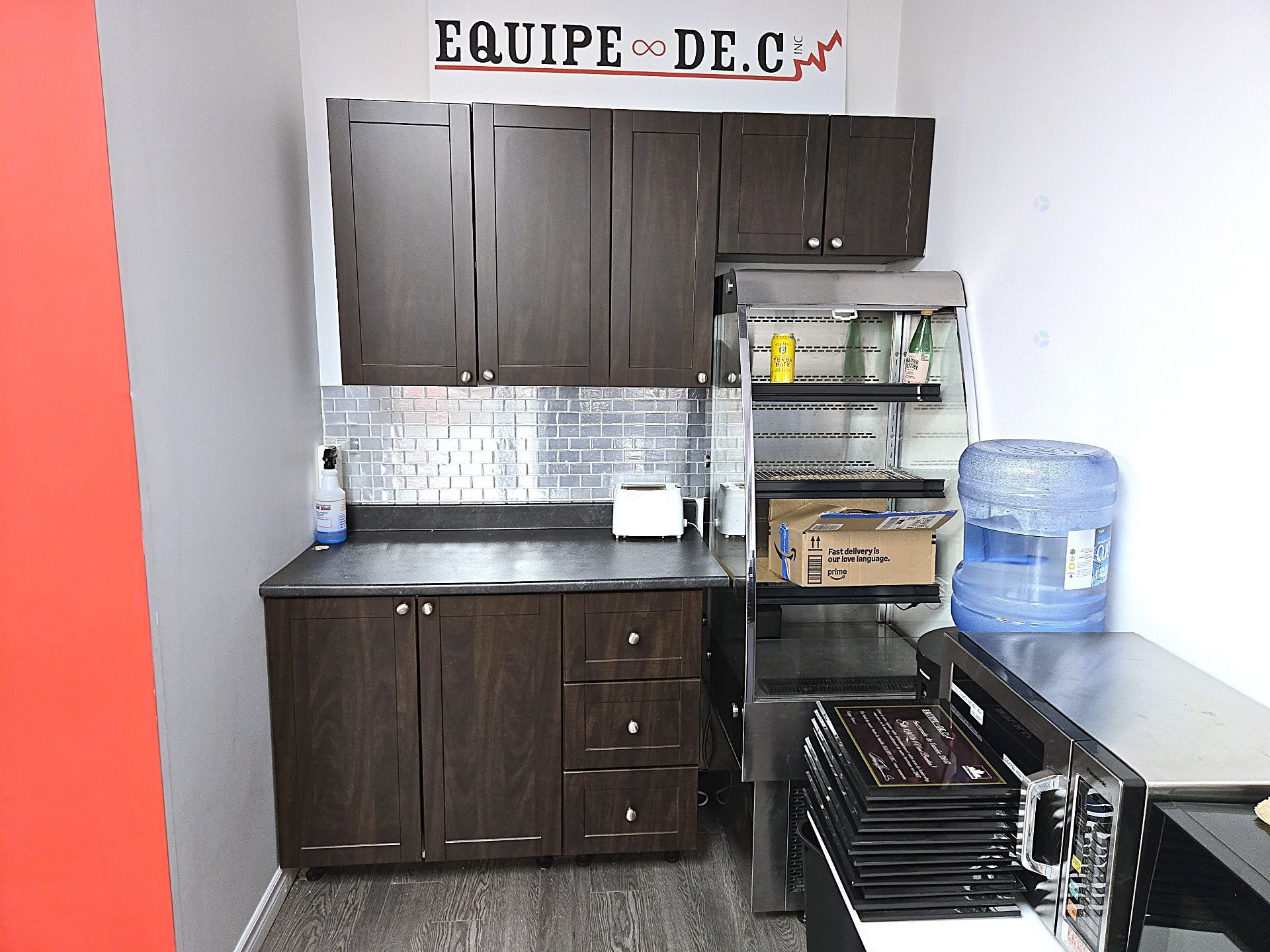 









1527


Desserte Nord Laval (A-440) O.

, 230,
Laval (Chomedey),




QC
H7L3W3

