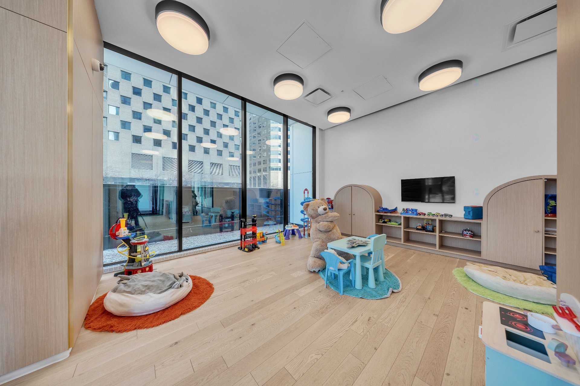 









1245


Rue De Bleury

, 5106,
Montréal (Ville-Marie),




QC
H3B0C2

