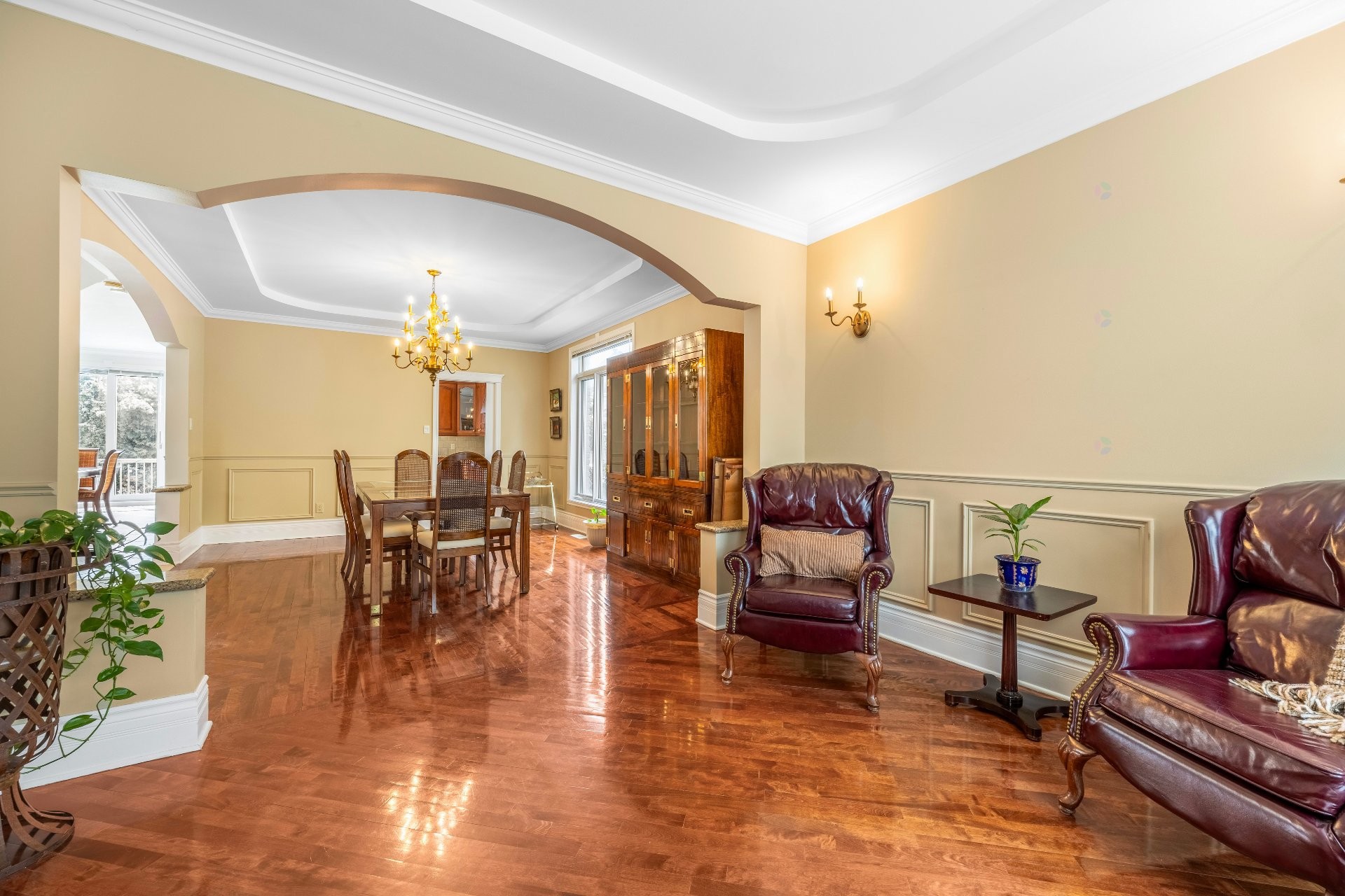 









3402


Av. des Ambassadeurs

,
Laval (Duvernay),




QC
H7E5M3

