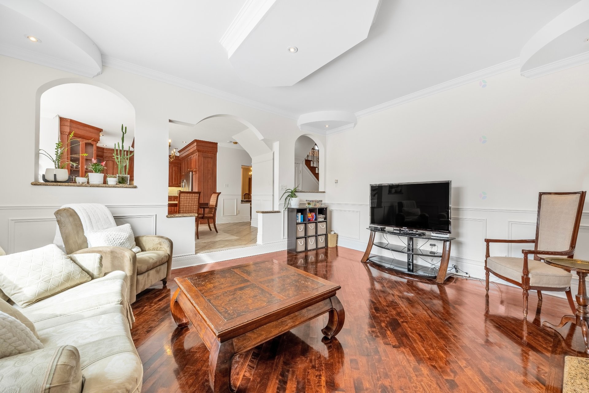 









3402


Av. des Ambassadeurs

,
Laval (Duvernay),




QC
H7E5M3

