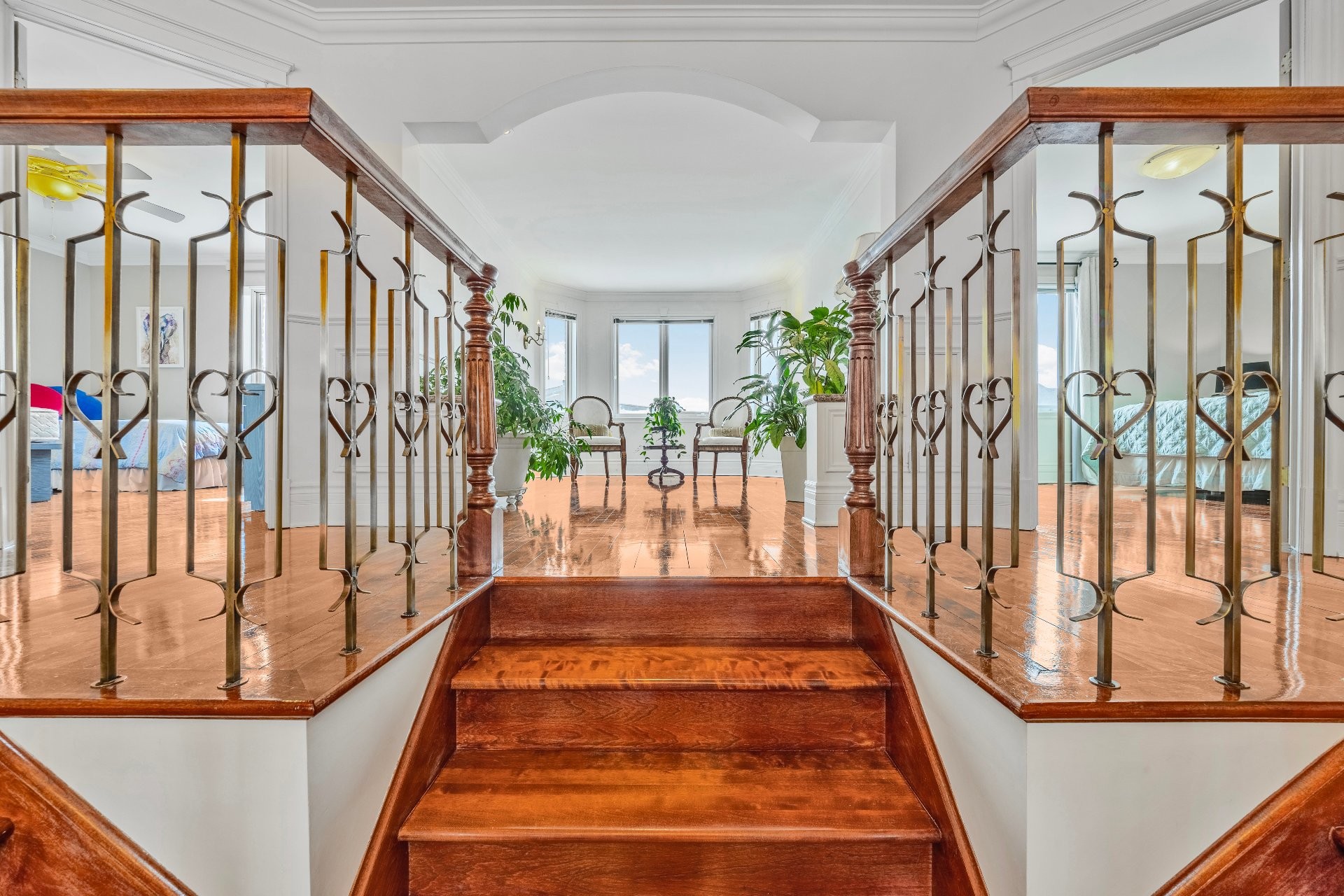 









3402


Av. des Ambassadeurs

,
Laval (Duvernay),




QC
H7E5M3


