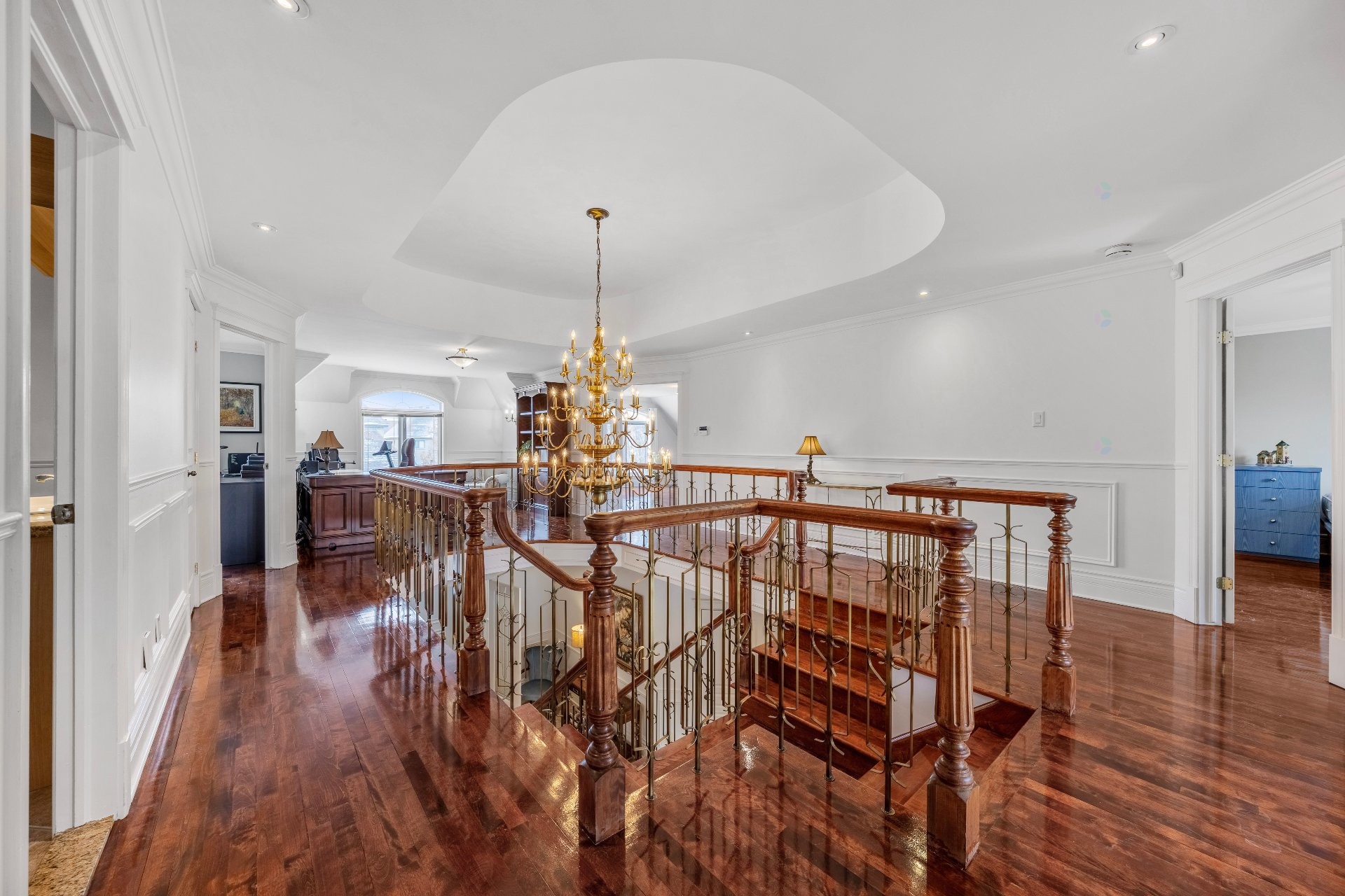









3402


Av. des Ambassadeurs

,
Laval (Duvernay),




QC
H7E5M3

