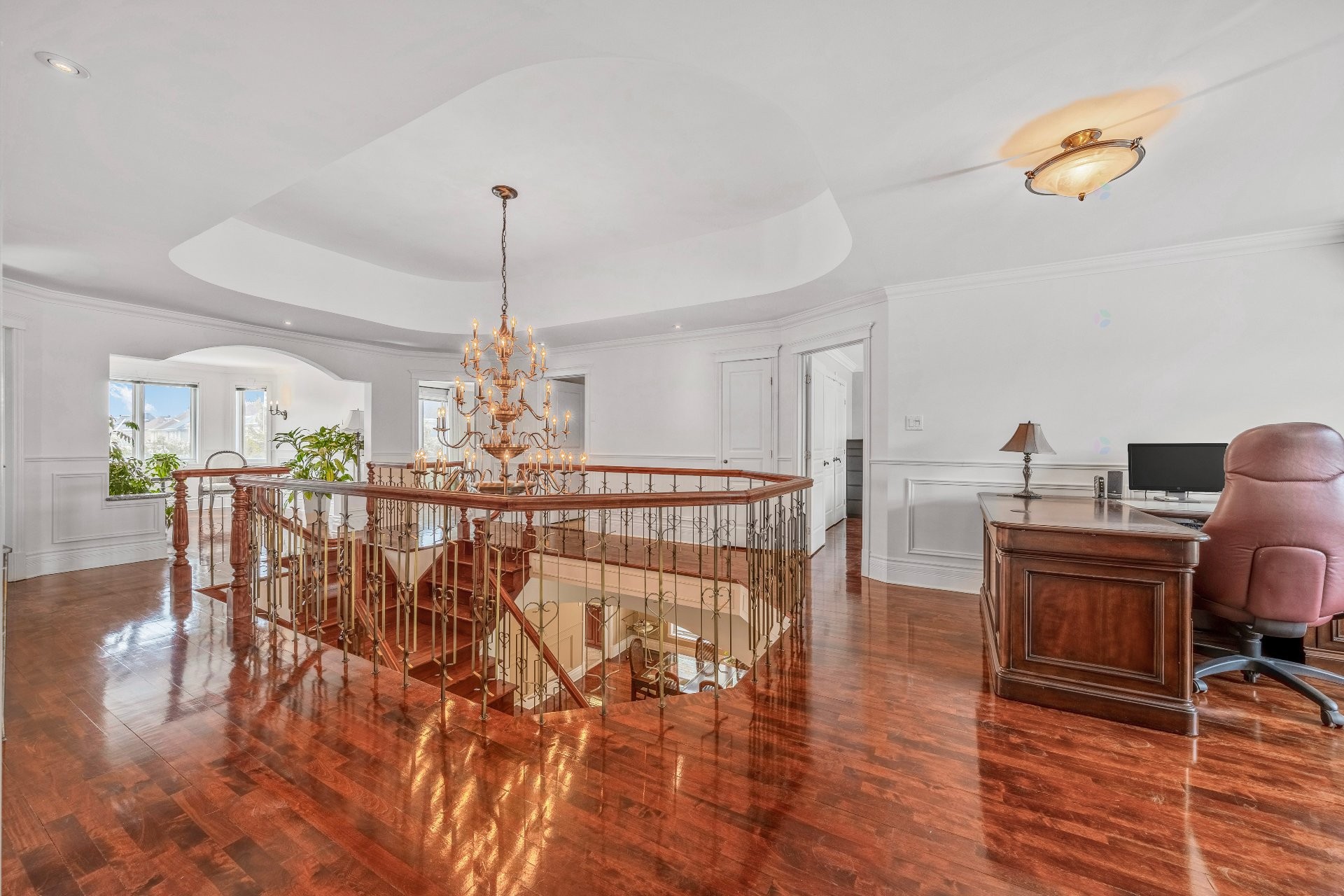 









3402


Av. des Ambassadeurs

,
Laval (Duvernay),




QC
H7E5M3

