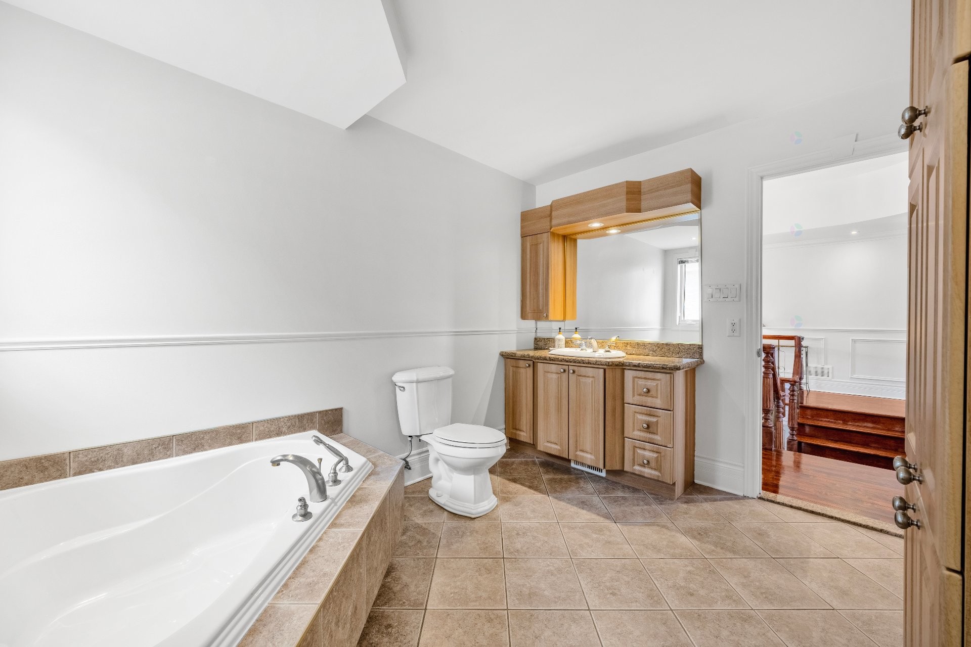 









3402


Av. des Ambassadeurs

,
Laval (Duvernay),




QC
H7E5M3

