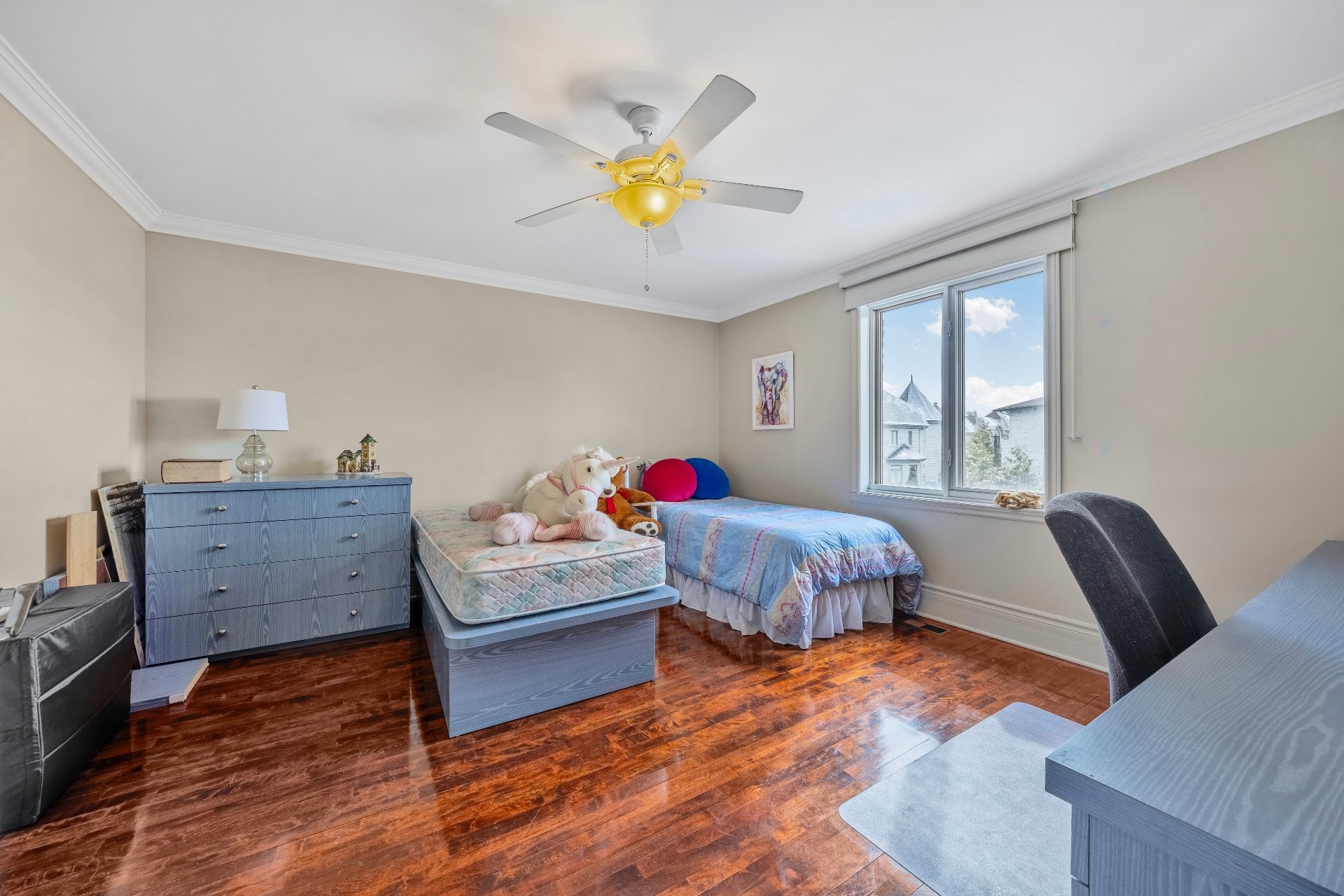 









3402


Av. des Ambassadeurs

,
Laval (Duvernay),




QC
H7E5M3

