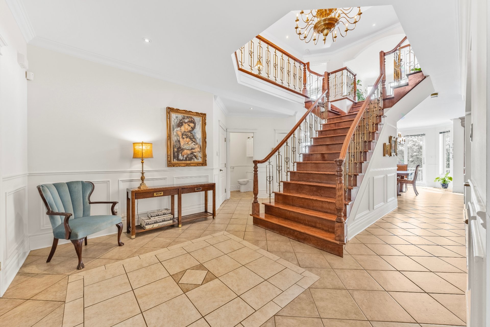 









3402


Av. des Ambassadeurs

,
Laval (Duvernay),




QC
H7E5M3

