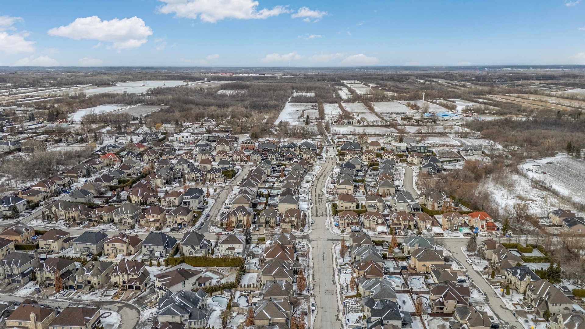 









3402


Av. des Ambassadeurs

,
Laval (Duvernay),




QC
H7E5M3

