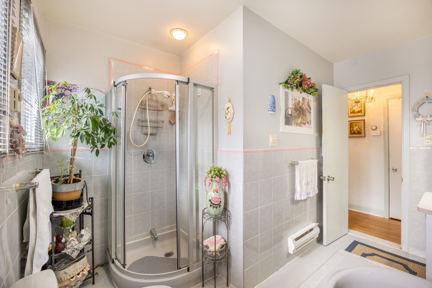 









3350


Rue Limoges

,
Montréal (Saint-Laurent),




QC
H4K1Y1

